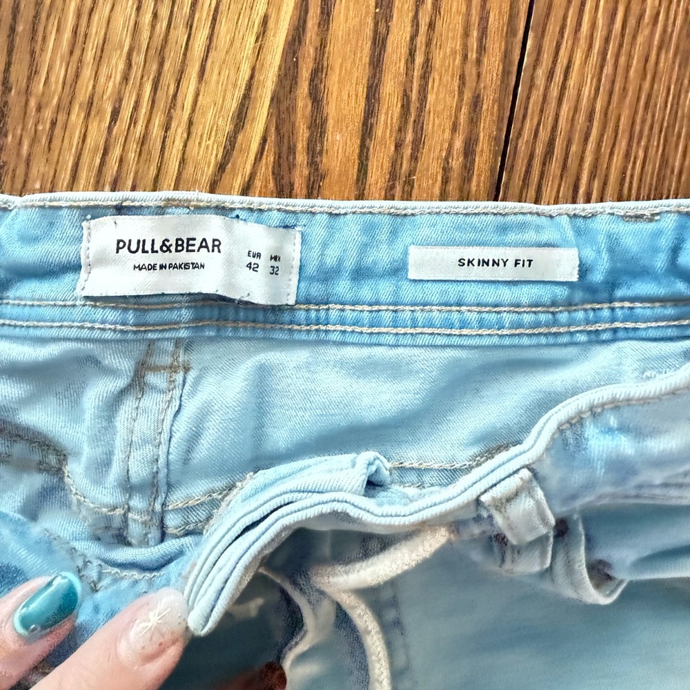 Pull & Bear Jean Short - Picture 2 of 4